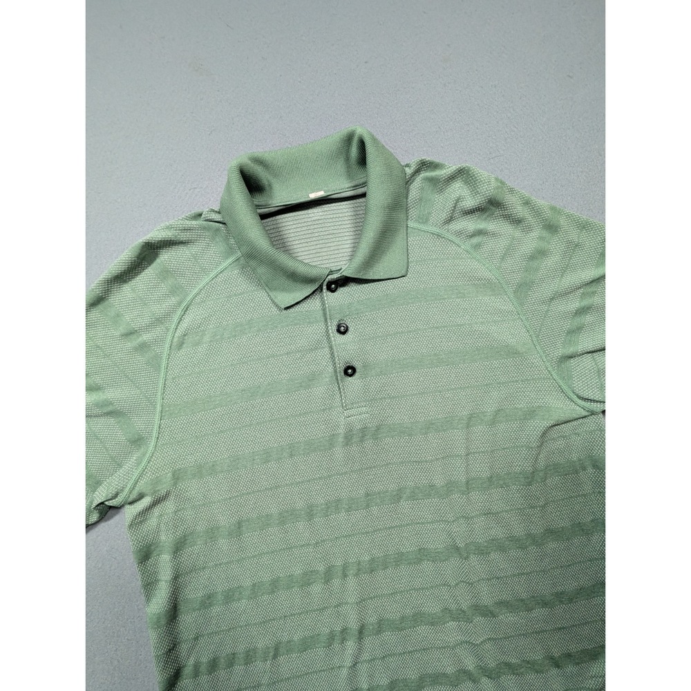 Lululemon Metal Vent Tech Polo Mens Size Large Short Sleeve Athlisure